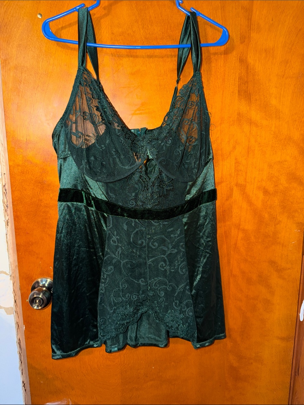 Dreamgirl Emerald Green Lace & Velvet Chemise